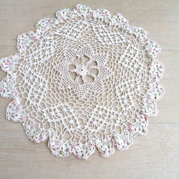 Handmade Crocheted 15 inches Round Doily with Scalloped Edges & Pastel Accents - Picture 4 of 6